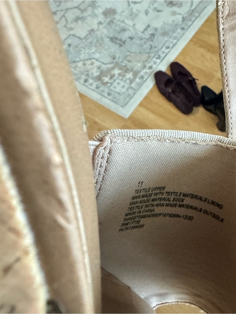 NWOT Universal Thread Wedges - Picture 4 of 5